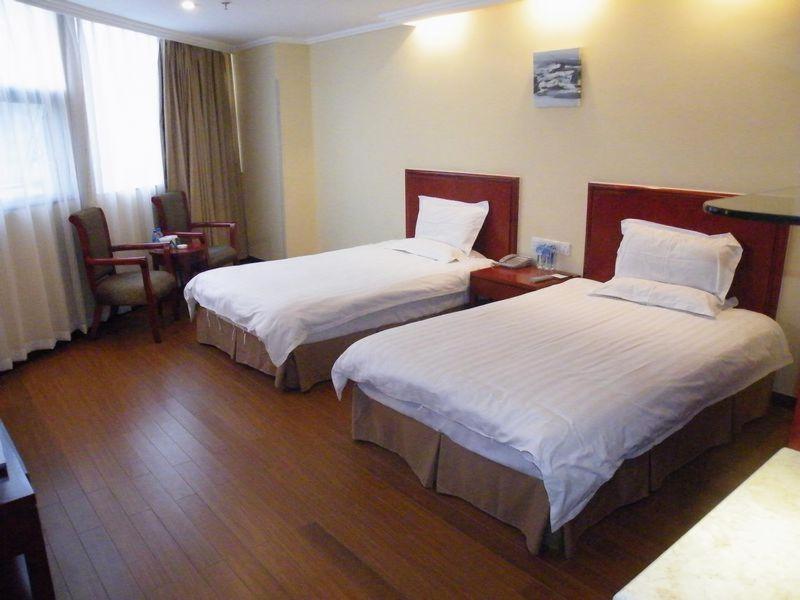 Greentree Inn Guiyang Penshuichi Business Hotel Kamer foto
