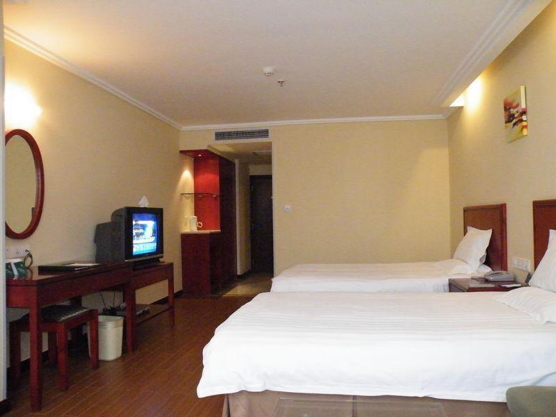 Greentree Inn Guiyang Penshuichi Business Hotel Kamer foto