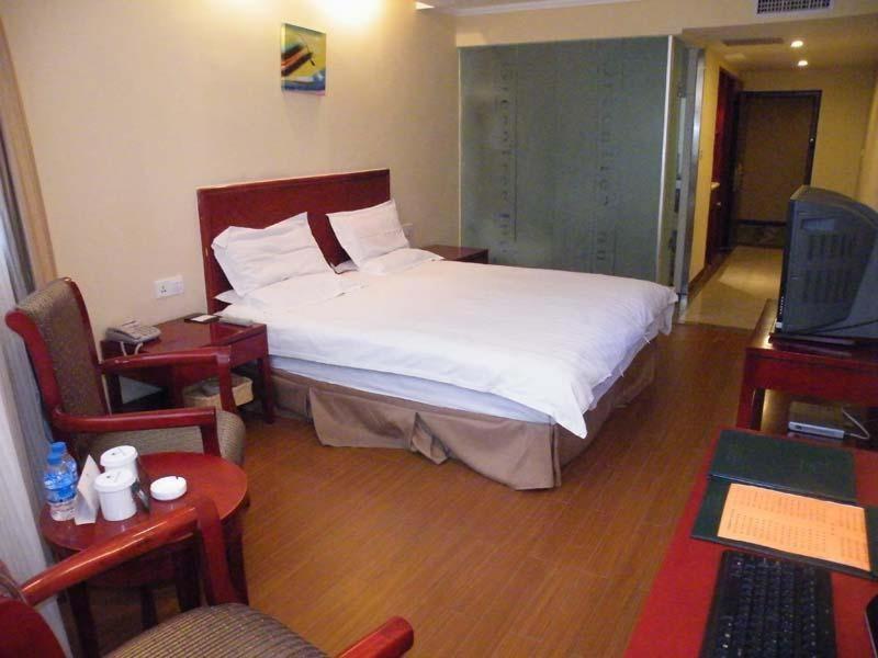 Greentree Inn Guiyang Penshuichi Business Hotel Kamer foto