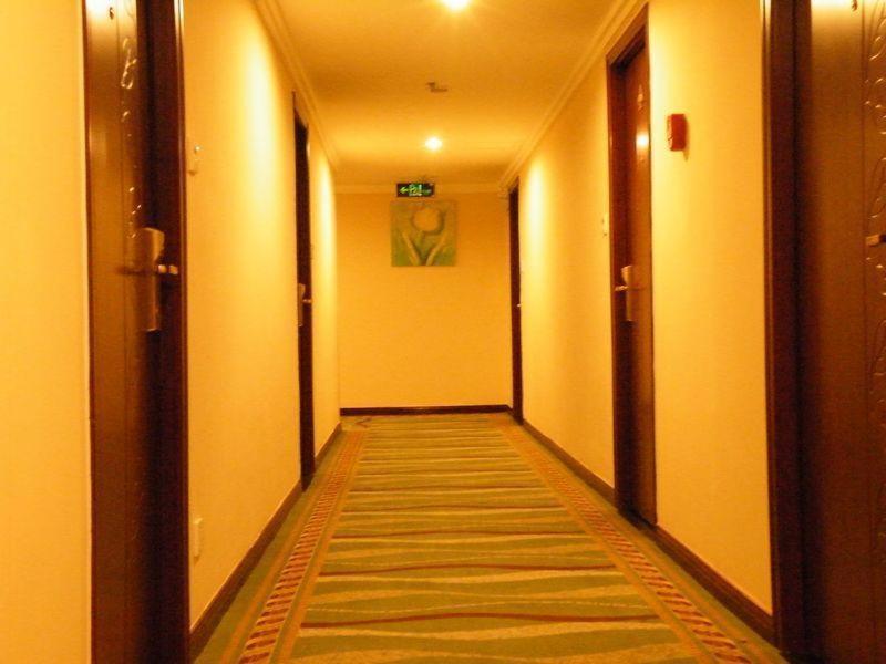 Greentree Inn Guiyang Penshuichi Business Hotel Buitenkant foto