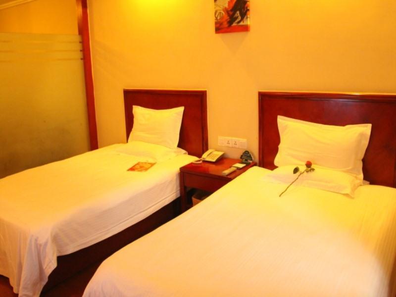 Greentree Inn Guiyang Penshuichi Business Hotel Buitenkant foto